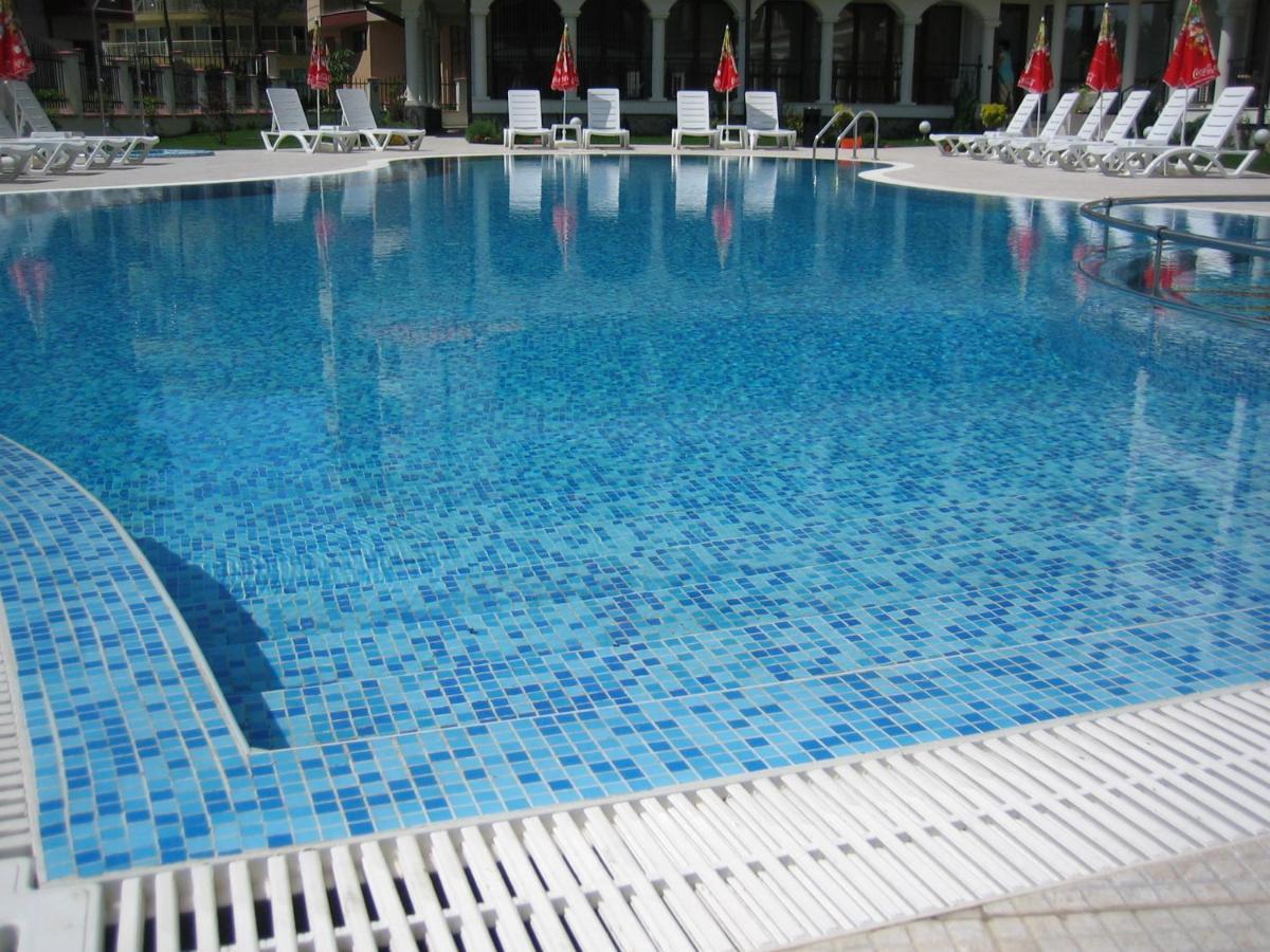 Chateau Del Mar