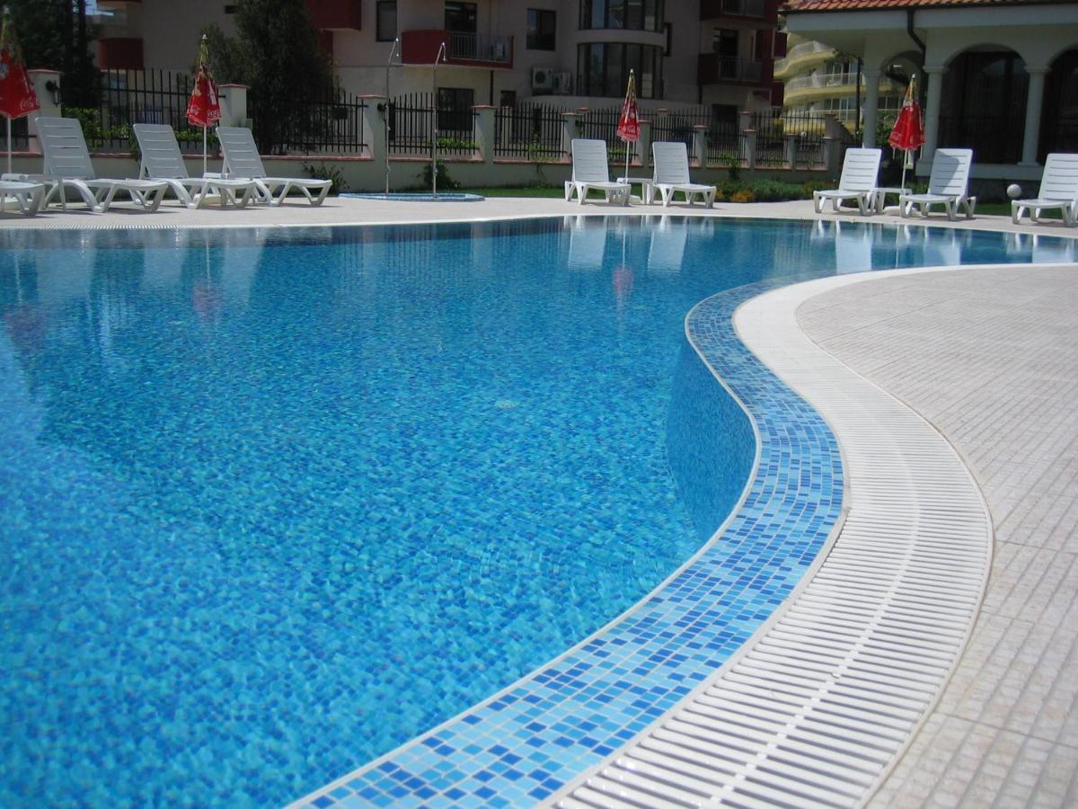 Chateau Del Mar *